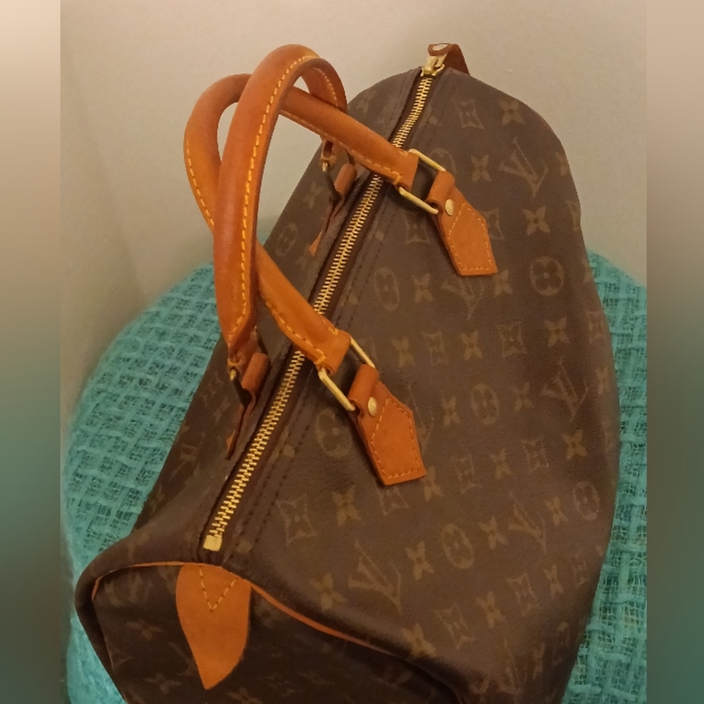 Chic đź’– Authentic LV Speedy 30 Brown Monogram Coated Canvas Classic Bag, EUC - Picture 5 of 16